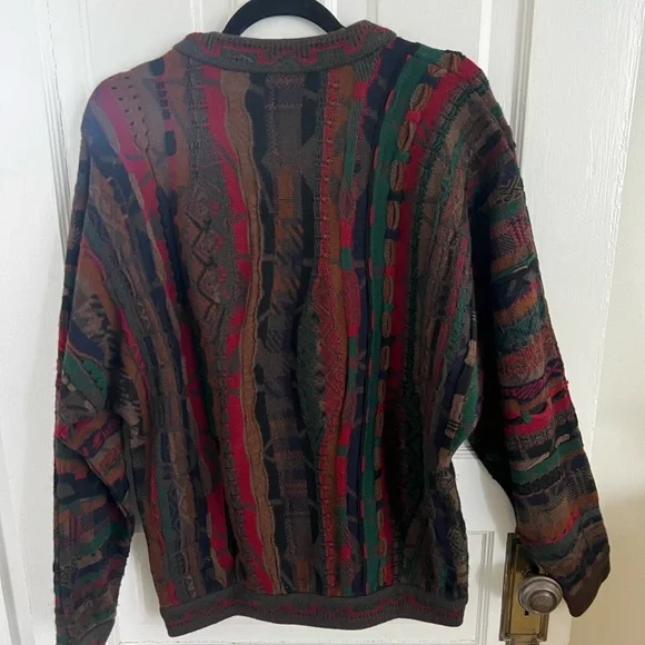 COOGI Vibrant Patterned Crewneck Sweater - Picture 2 of 3